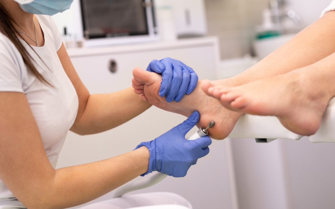 Podiatrist suspended for failure to maintain professional indemnity insurance and making false statements to Ahpra